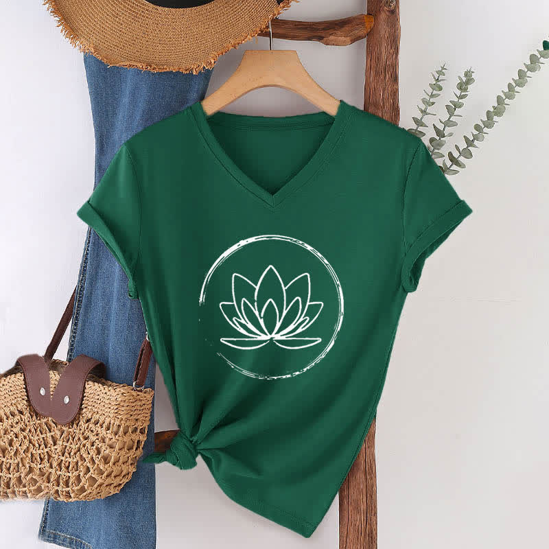 Olivenorma Boho Lotus Flower Loose V-Neck T-Shirt - Dark Green - 2XL - image 7