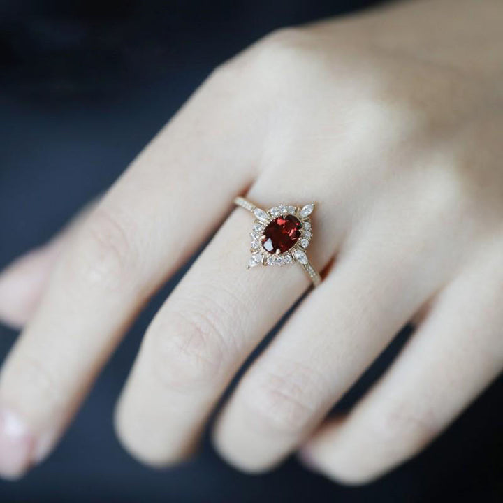 Olivenorma Vintage Ruby "Miss Rose" Atmosphere Ring