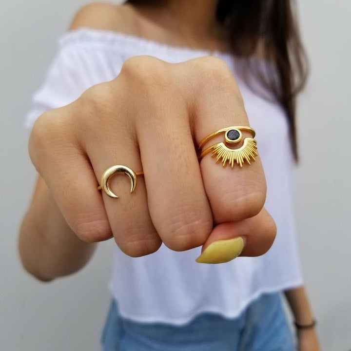 Olivenorma Black Onyx Sunflower 18k Gold Plated Stainless Steel Ring