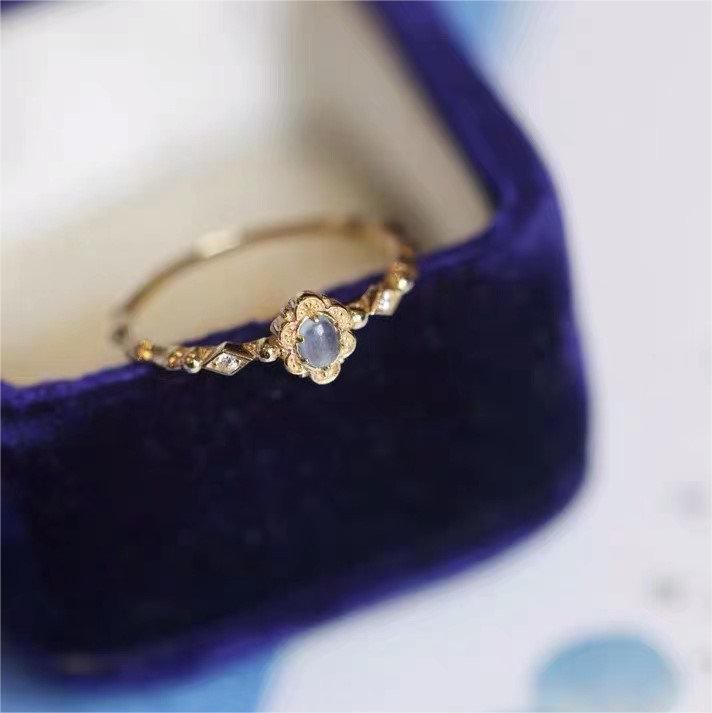 Olivenorma Vintage Natural Aquamarine Daisy Flowers Ring