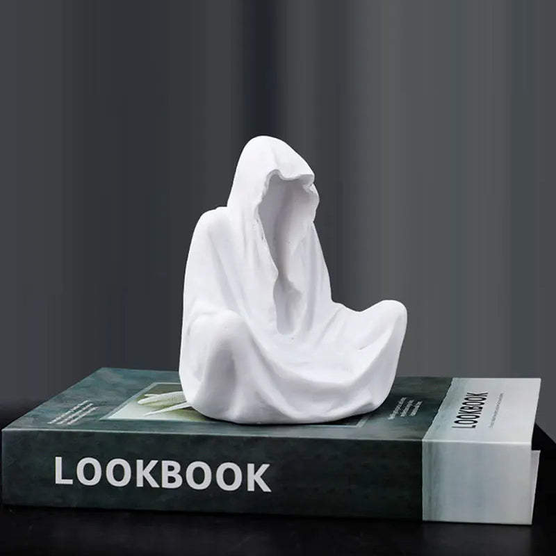 Olivenorma Ghostly Wizard Candlestick Resin Decoration Candle Holder