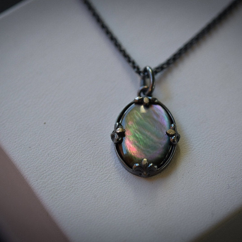 Olivenorma Vintage Oval Cat's Eye Stone Mirror Necklace