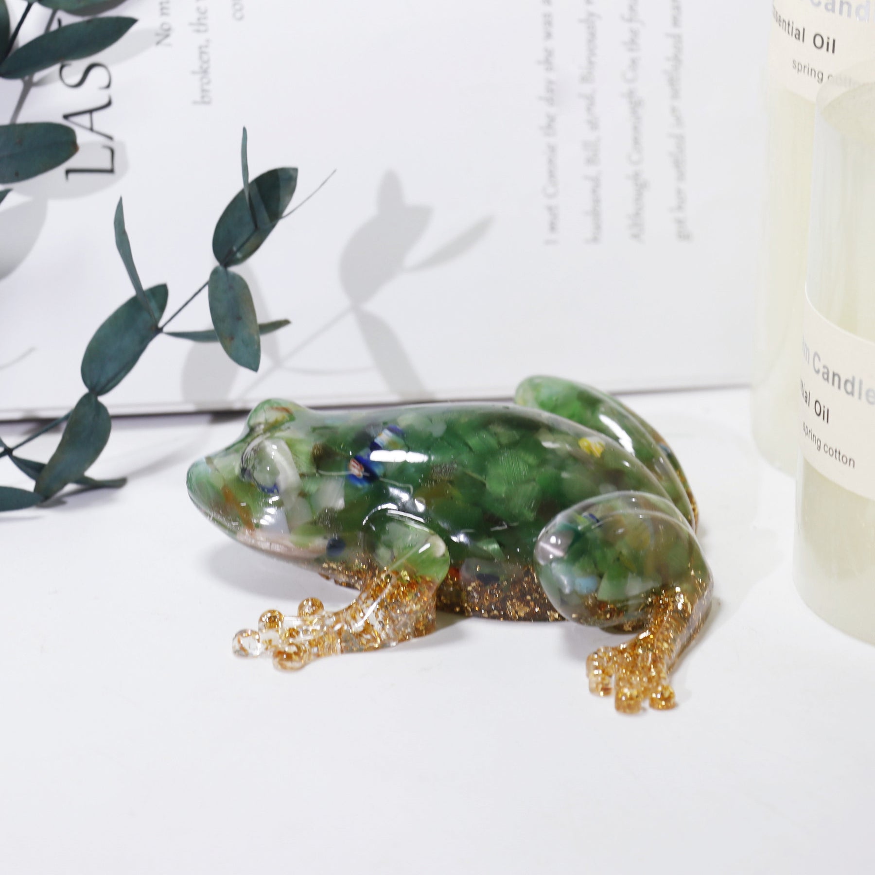 Olivenorma Crystal Resin Frog Ornament Gemstone Decoration - Green Cat's Eye Stone - image 8