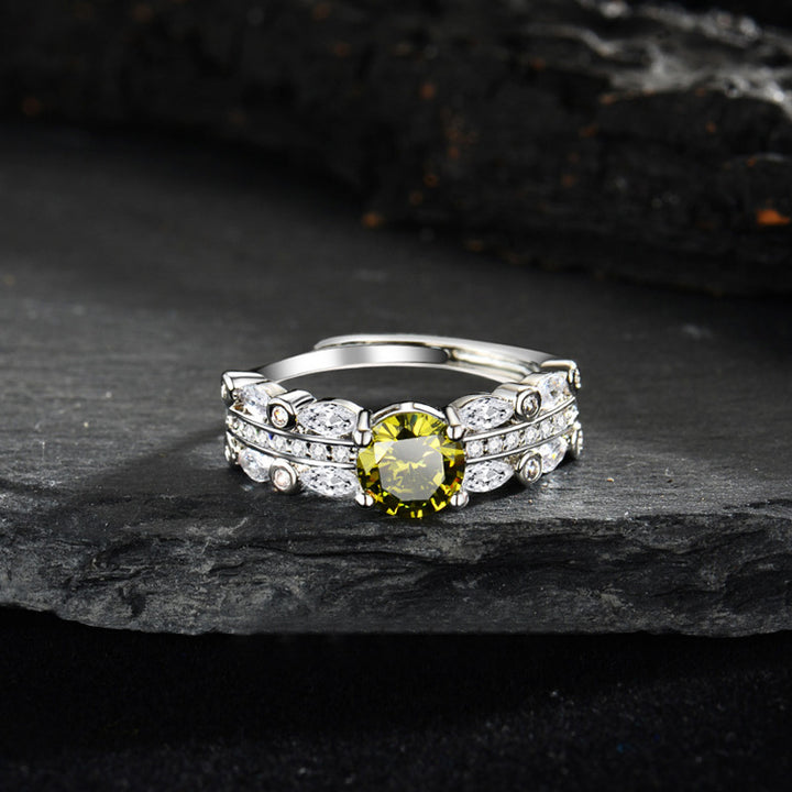 Olivenorma "The Jungle Angel" -  Four Claws One Carat Peridot Ring