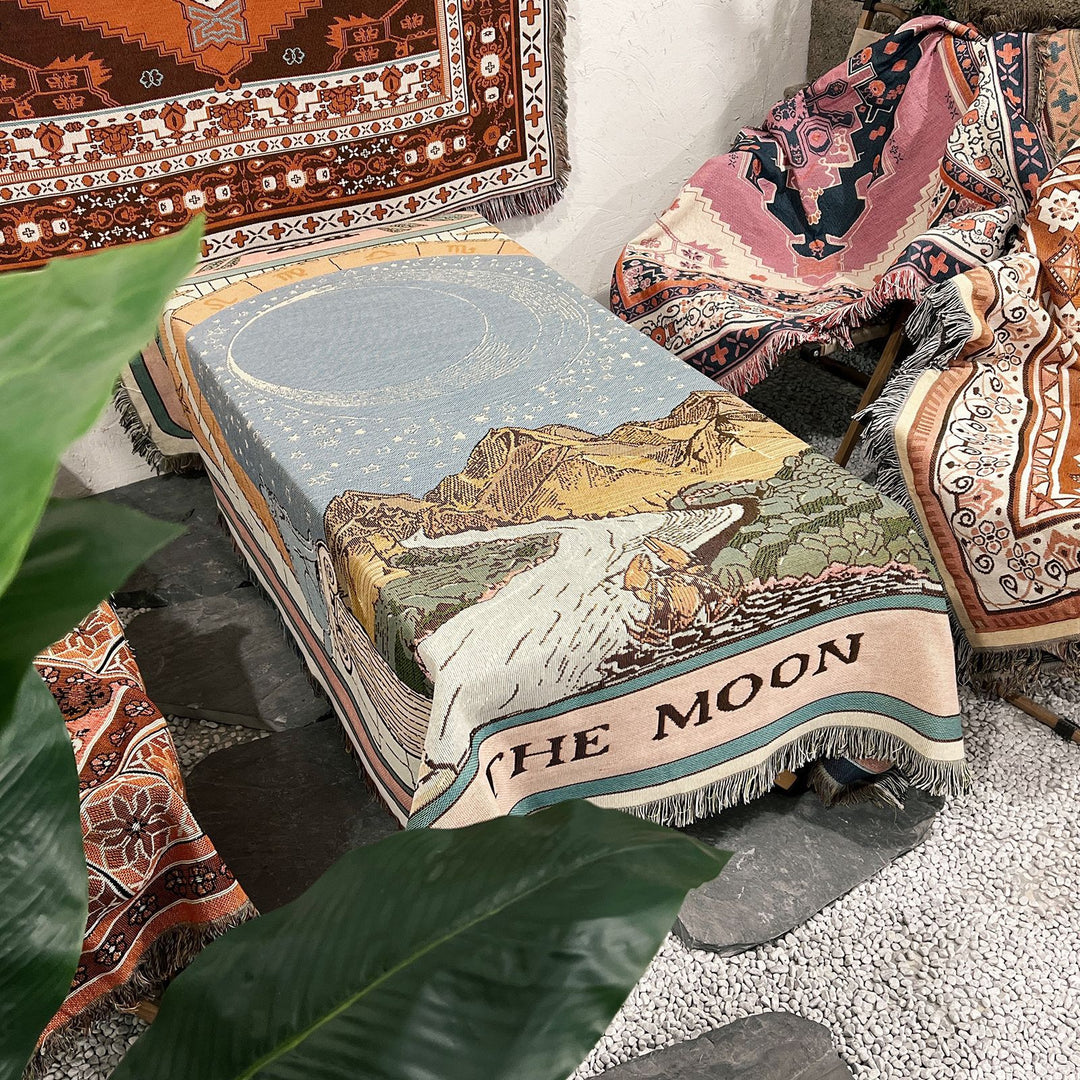 Olivenorma Tarot Card "THE MOON" Print Tassels Woven Blanket