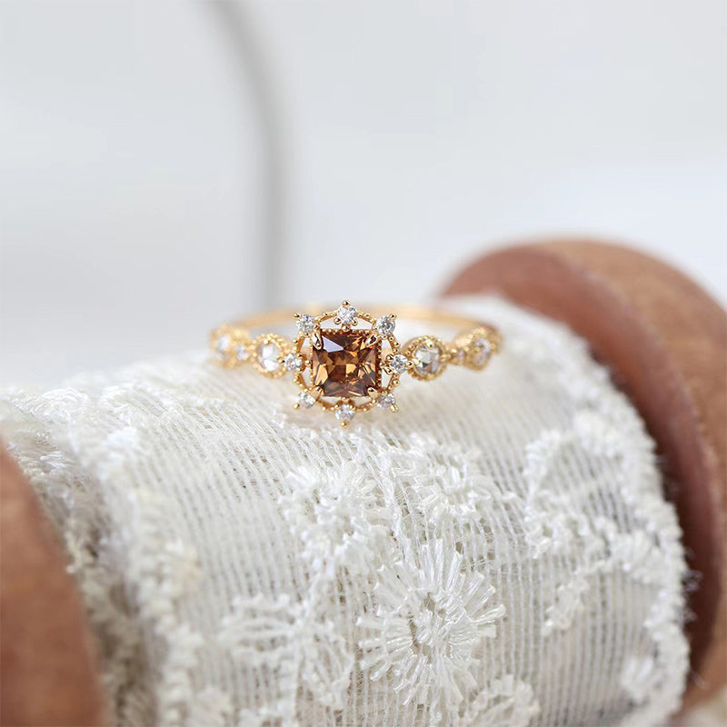 Olivenorma "Self-healing" - Citrine with Zircon Snow Ring