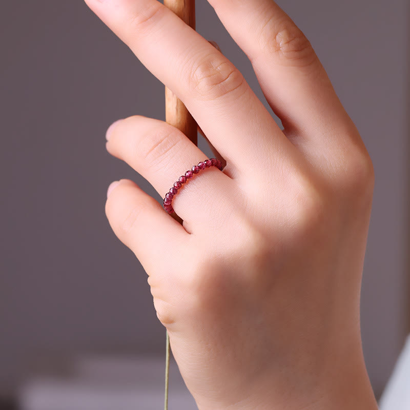 Olivenorma Extra Fine 2mm Garnet Bead Ring