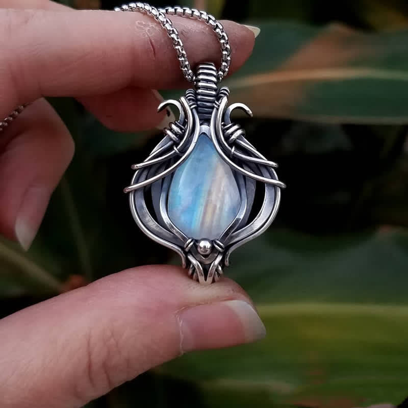 Olivenorma Vintage Hollow Moonstone Pendant Necklace - Moonstone - image 1