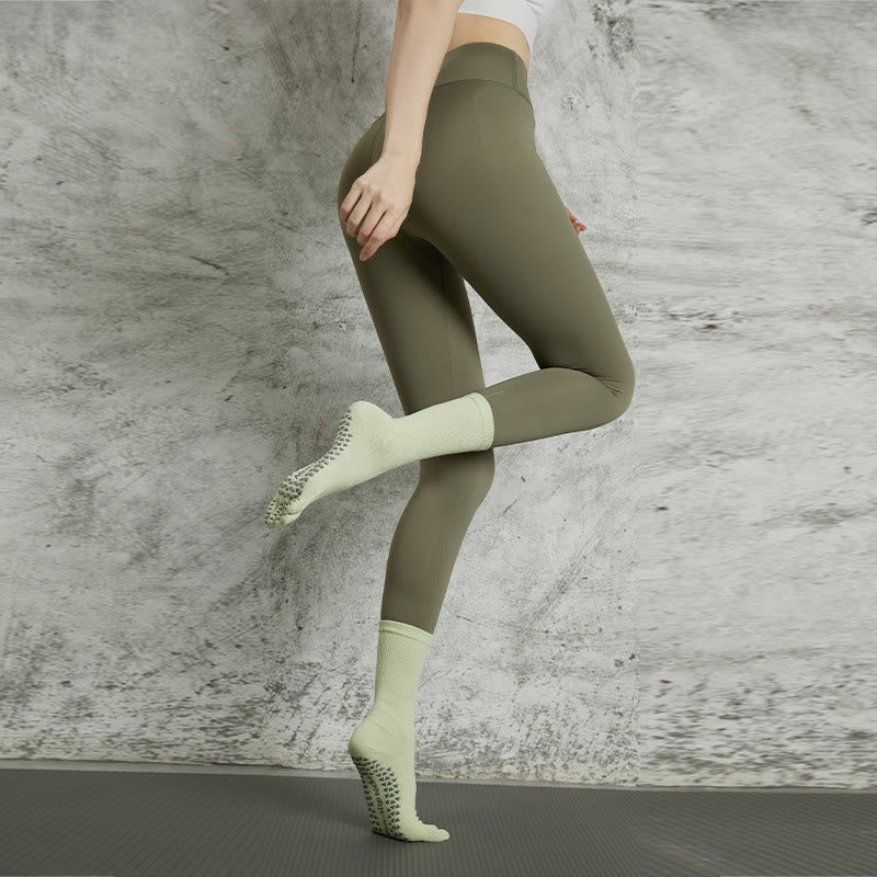 Olivenorma Yoga Pilates Non Slip Five-Toe Solid Color Socks - 1-Pair (LightGreen) - image 11