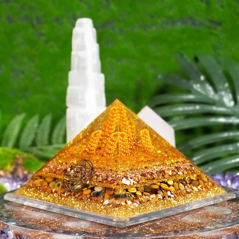 Olivenorma "Fortune" 13cm Natural Tiger Eye Orgone Pyramid