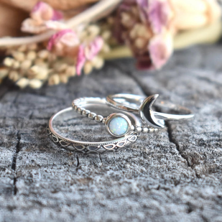 Olivenorma Vintage Crescent Moon Three-piece Opal Ring Set