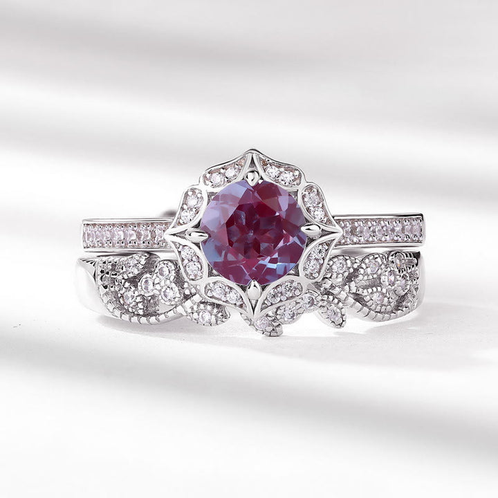 Olivenorma 2Pcs Natural Alexandrite Vintage Carved Ring Set