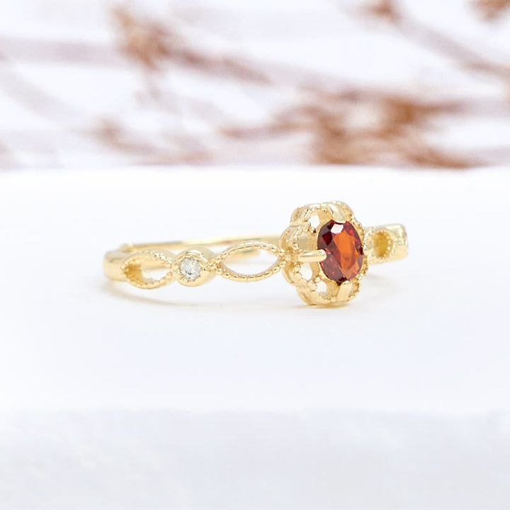 Olivenorma Vintage Hollow Carved Garnet Ring