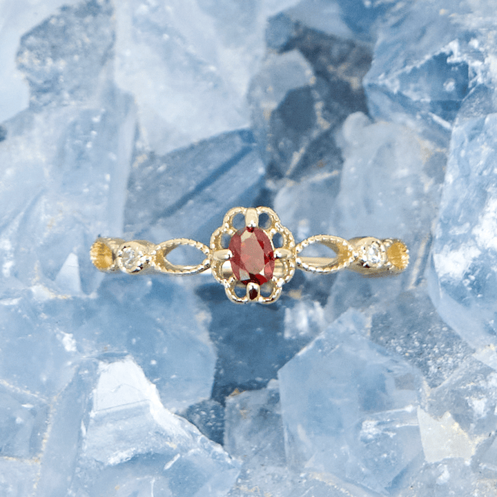 Olivenorma Vintage Hollow Carved Garnet Ring