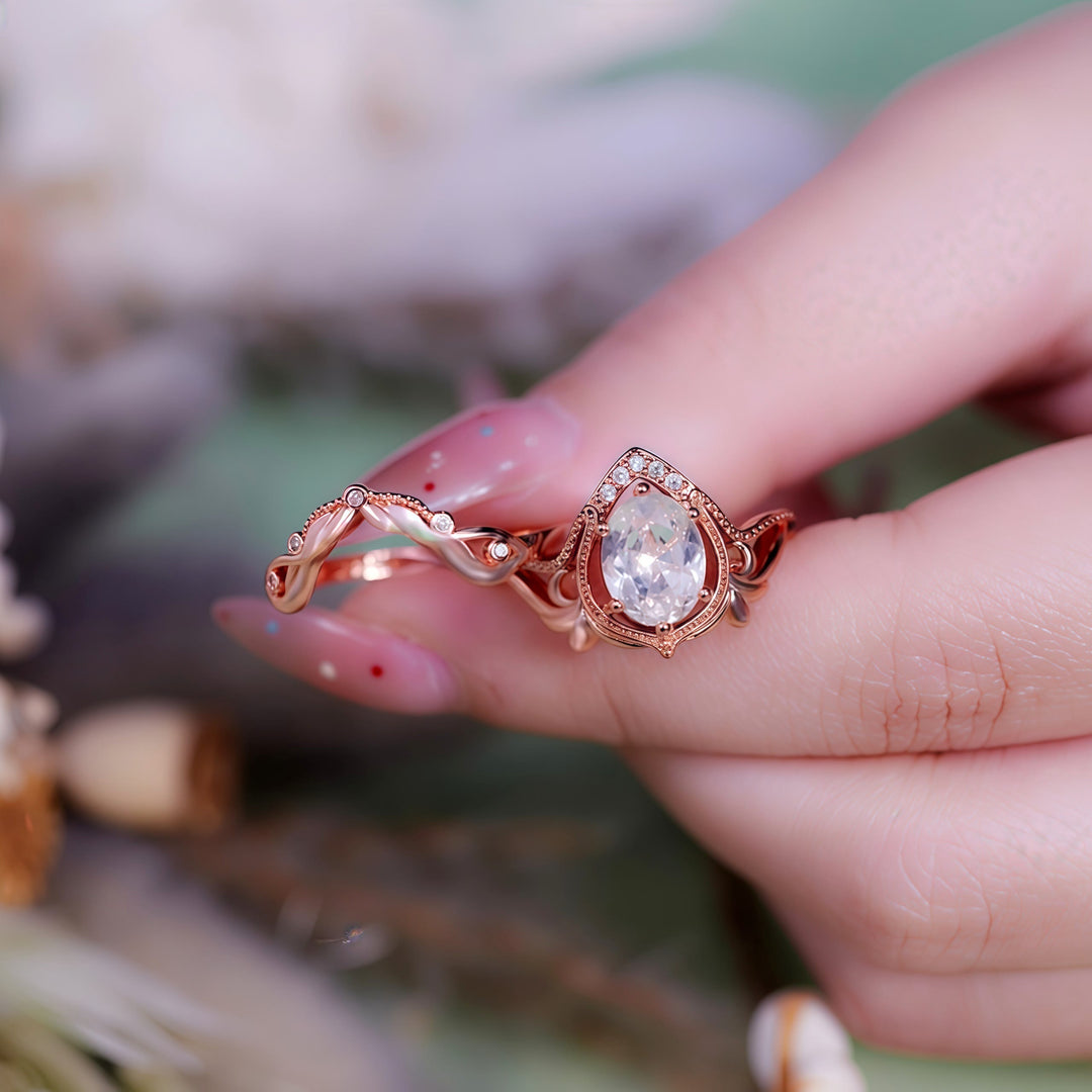 Olivenorma 2Pcs Garnet Opal Zircon Vintage Carved Ring