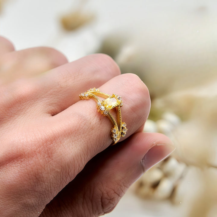 Olivenorma Exquisite Vintage Baguette Cut Citrine Ring
