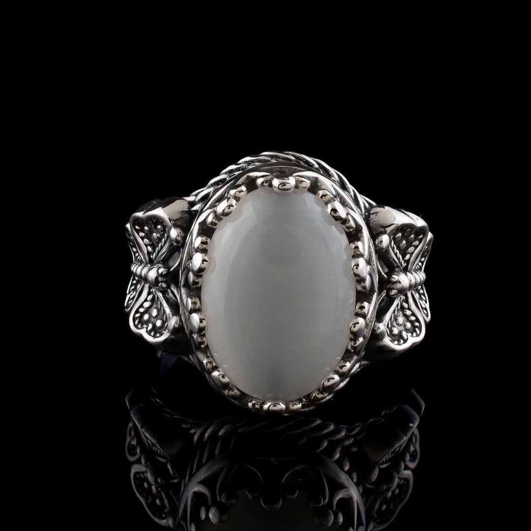 Olivenorma Vintage Oval Cut White Cat's Eye Stone Ring