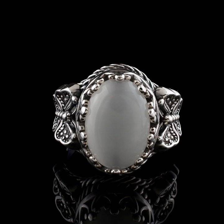 Olivenorma Vintage Oval Cut White Cat's Eye Stone Ring