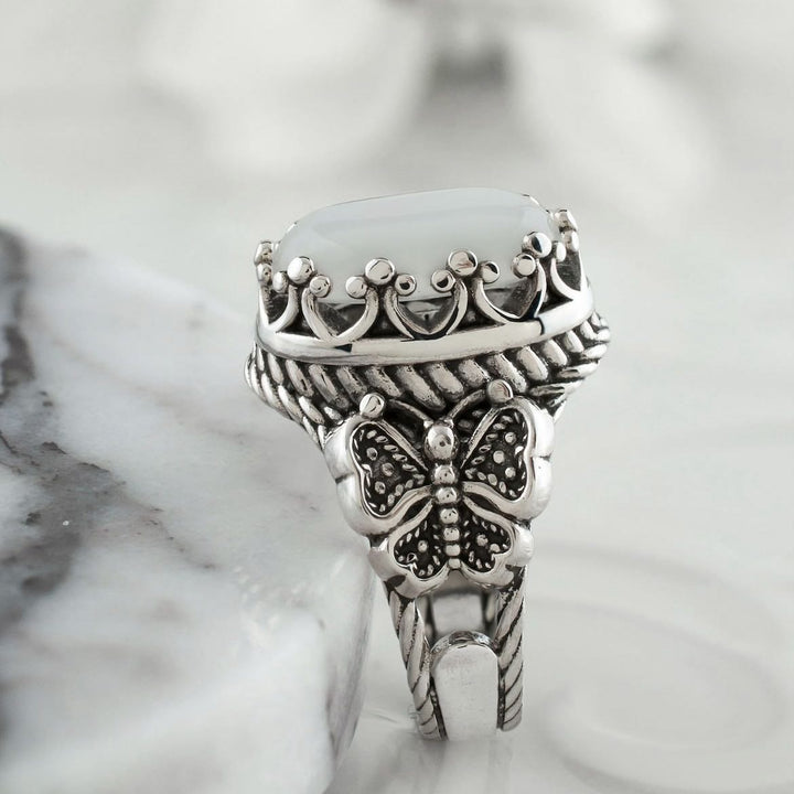 Olivenorma Vintage Oval Cut White Cat's Eye Stone Ring