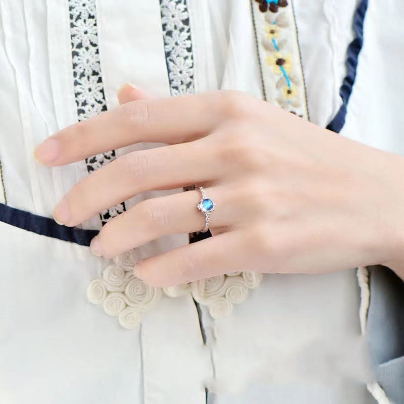 Olivenorma Vintage Exquisite Blue Moonstone Ring