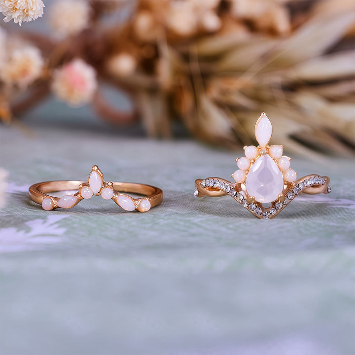 Olivenorma Pear Cut White Chalcedony Crown Design Ring Set