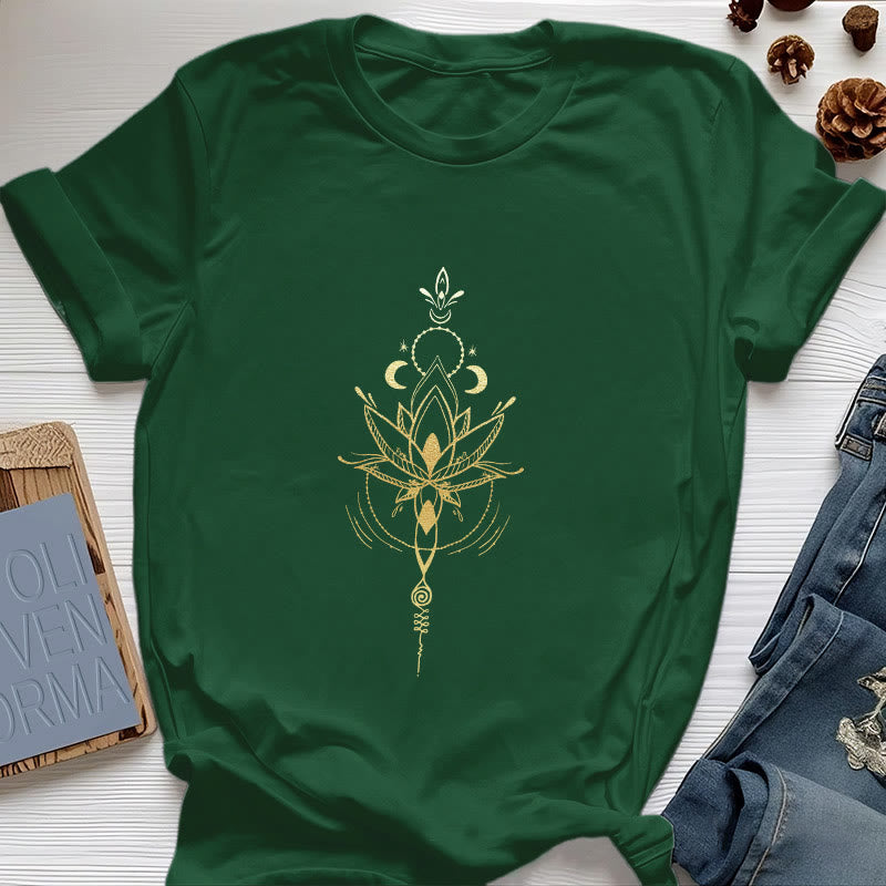 Olivenorma Moon Phase Lotus Protection Cotton T-Shirt - Dark Green - 2XL - image 0