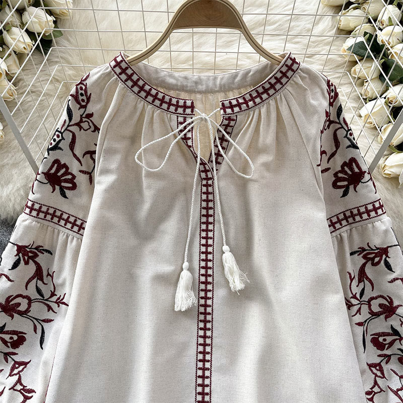 Olivenorma Vintage Floral Embroidery Lantern Sleeve Women's Shirt - image 6