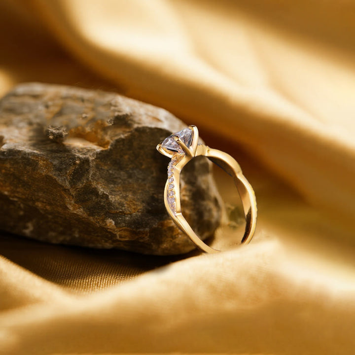 Olivenorma Eos' First Light Moissanite Ring - image 9