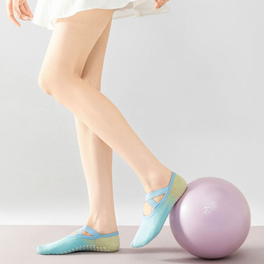 Olivenorma Comfortable Ballet Style Non-Slip Indoor Fitness Women's Yoga Socks - image 3