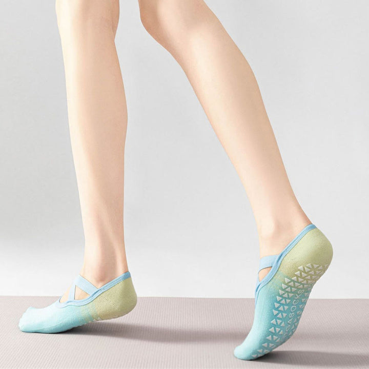 Olivenorma Comfortable Ballet Style Non-Slip Indoor Fitness Women's Yoga Socks - image 5