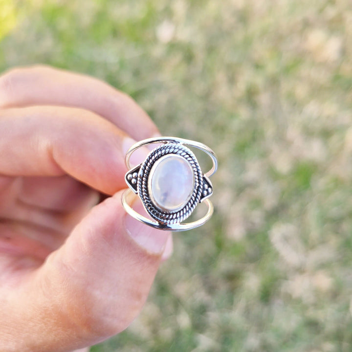 Olivenorma Bohemia Moonstone Ring