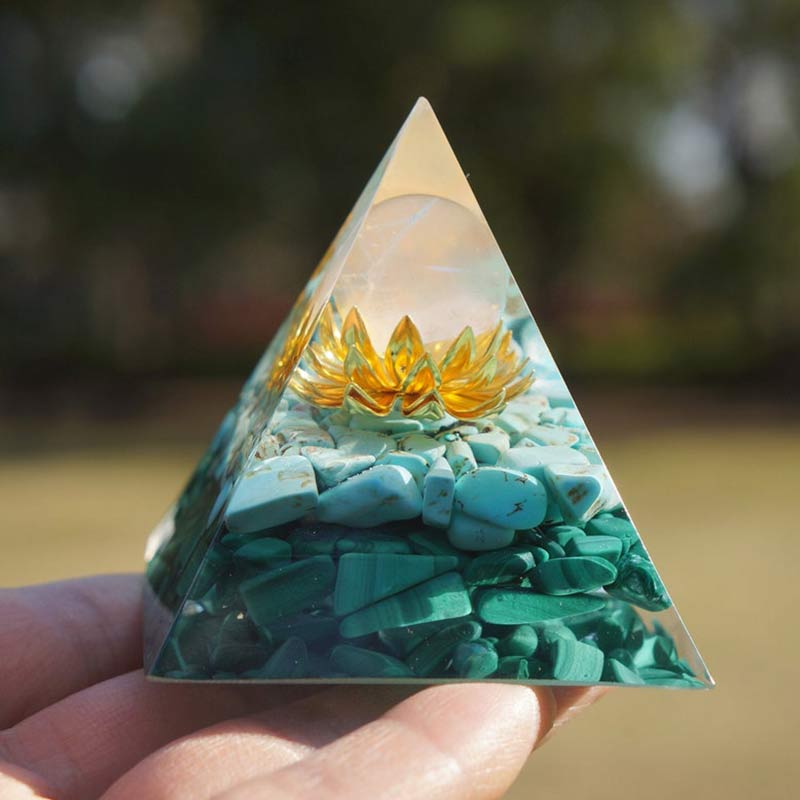 Turquoise Pyramid Turquoise -Orgone Pyramids – us.olivenorma