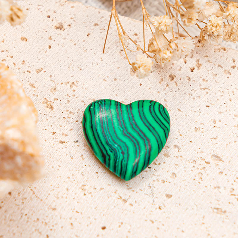 Olivenorma Malachite Protection Crystal Heart