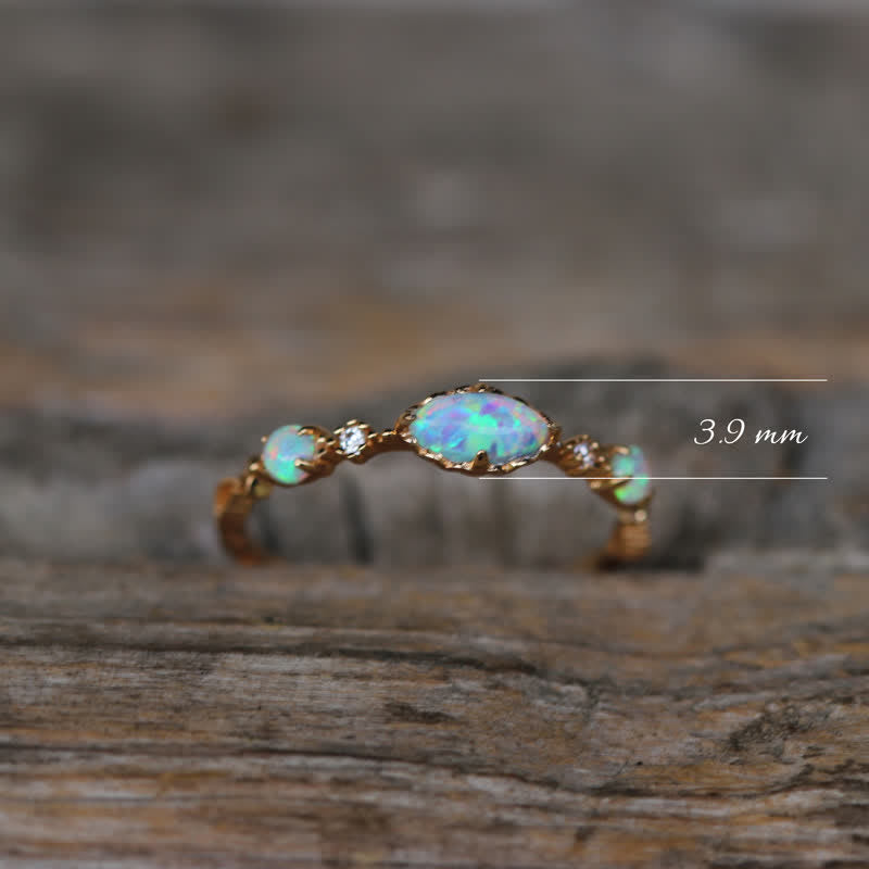 Olivenorma ”Love and Sincerity" - Opal Reki Vintage Ring