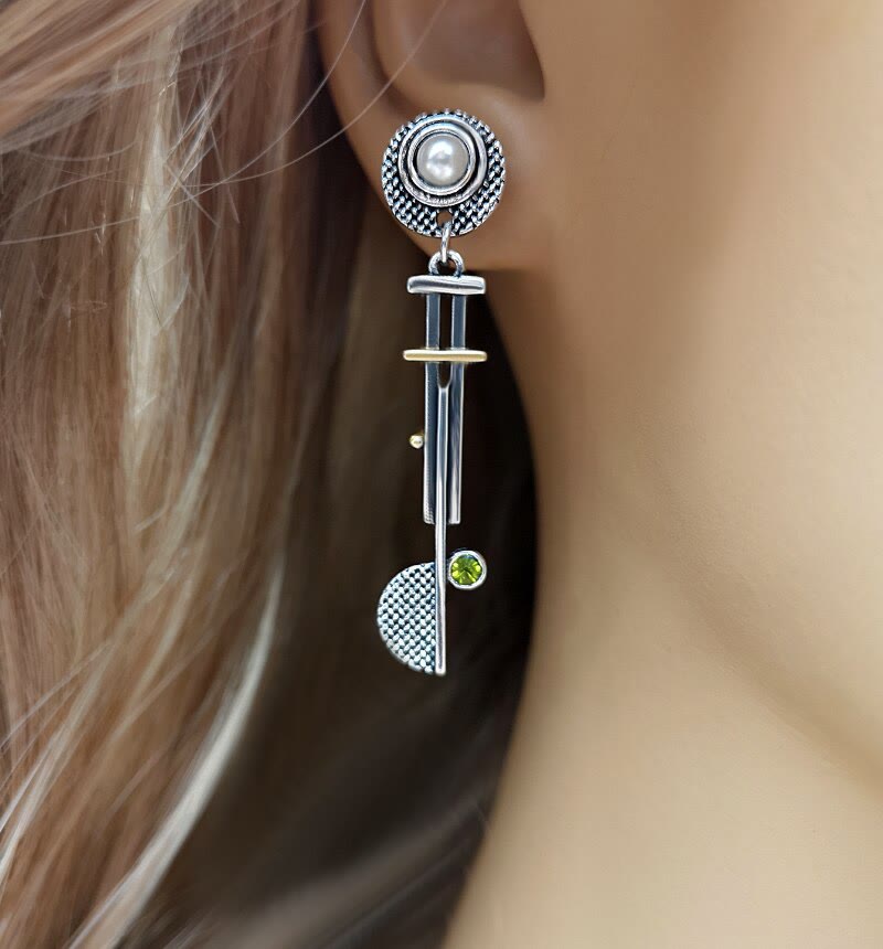 Olivenorma Vintage Simple Geometric Semicircle Clear Crystal Earrings