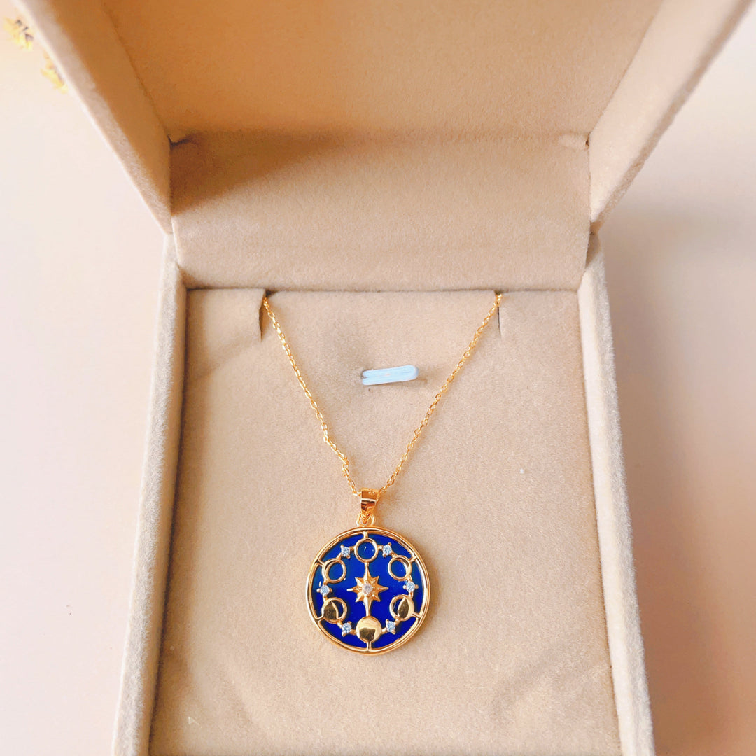 Olivenorma Lapis Lazuli Moon Phase Eight Awn Star Necklace