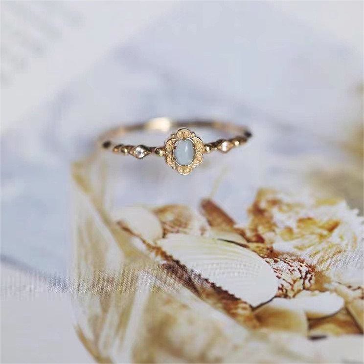 Olivenorma Vintage Natural Aquamarine Daisy Flowers Ring