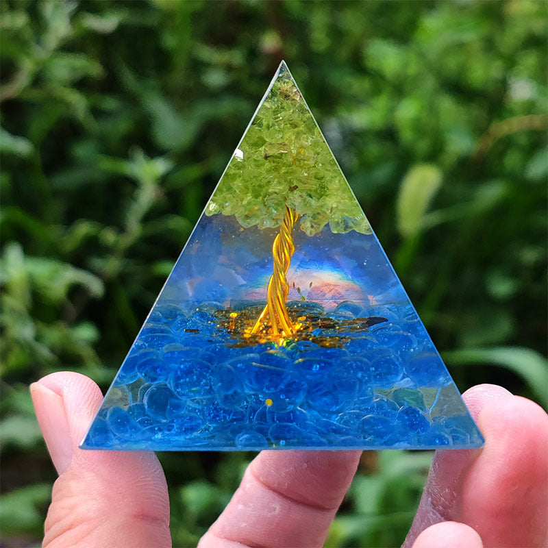 (Clearance 30% OFF / CODE: OFF30) - Olivenorma Kyanite with Peridot Tree Of Life Orgone Pyramid