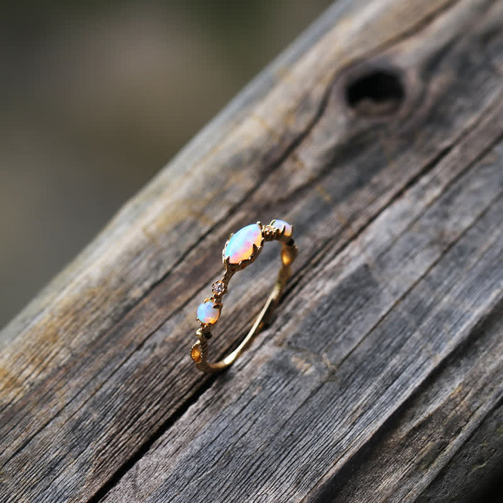 Olivenorma ”Love and Sincerity" - Opal Reki Vintage Ring