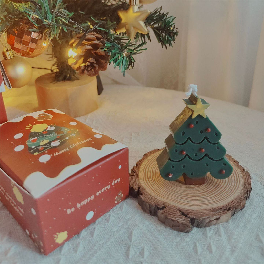 Olivenorma Carved Christmas Tree Candle