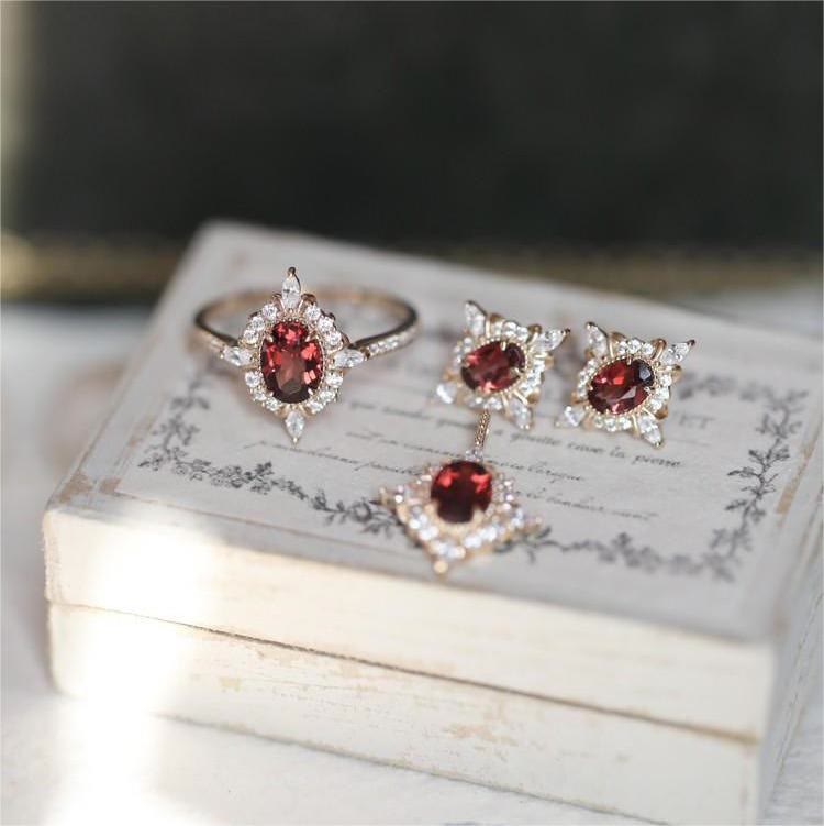 Olivenorma Vintage Ruby "Miss Rose" Atmosphere Ring