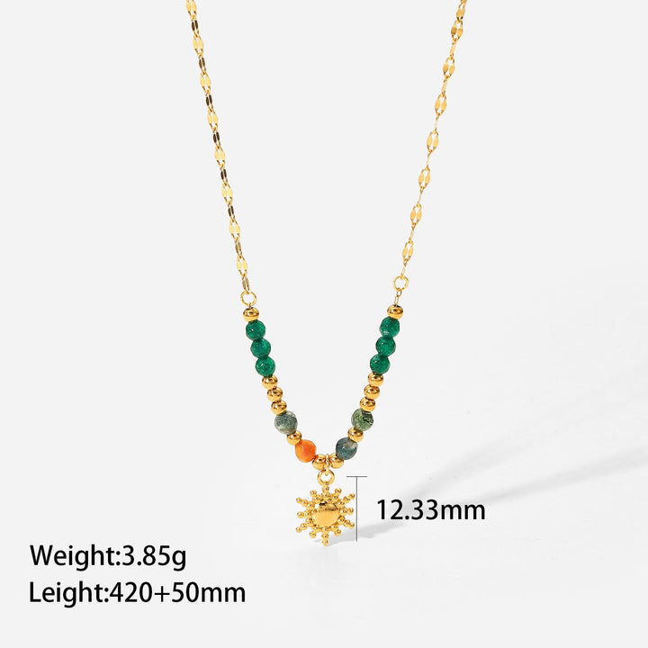 Olivenorma Emerald Labradorite Sun Stone Pendant Beaded Necklace