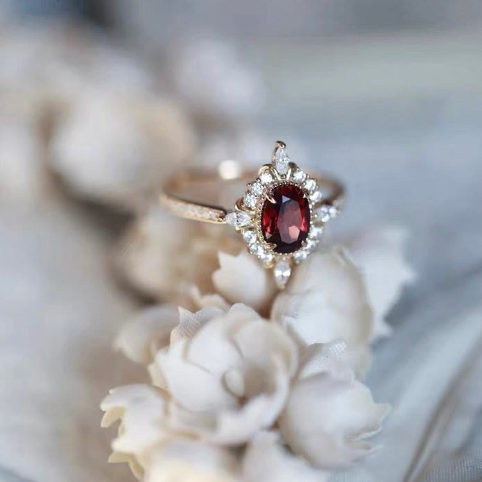 Olivenorma Vintage Ruby "Miss Rose" Atmosphere Ring