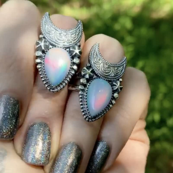 Olivenorma Vintage Moonstone Water Drop And Moon Necklace
