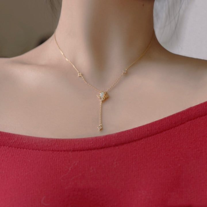 Olivenorma Vintage Petals Opal 14k Gold Necklace