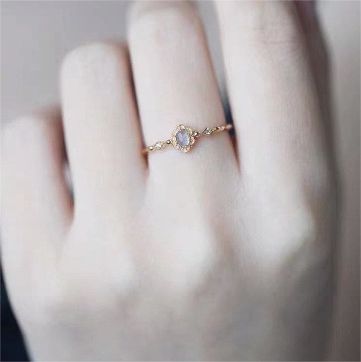 Olivenorma Vintage Natural Aquamarine Daisy Flowers Ring