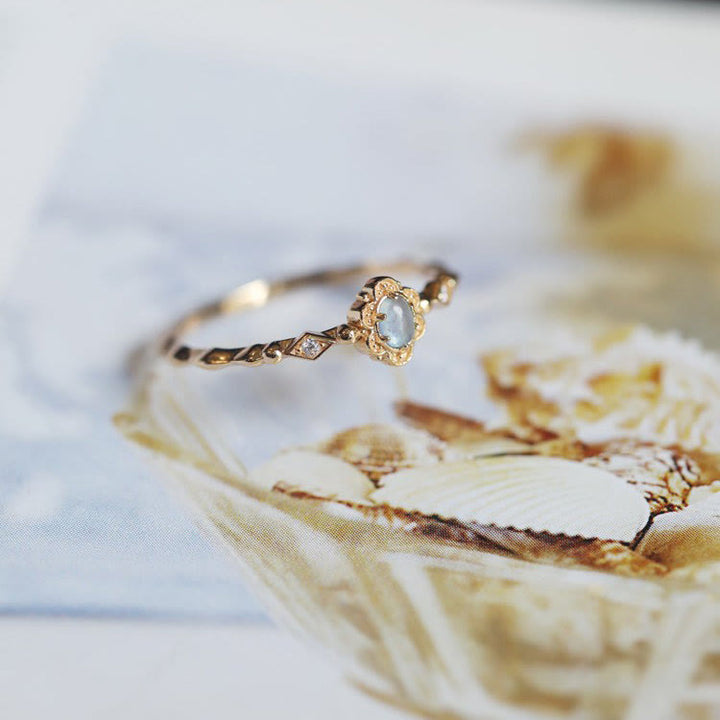 Olivenorma Vintage Natural Aquamarine Daisy Flowers Ring