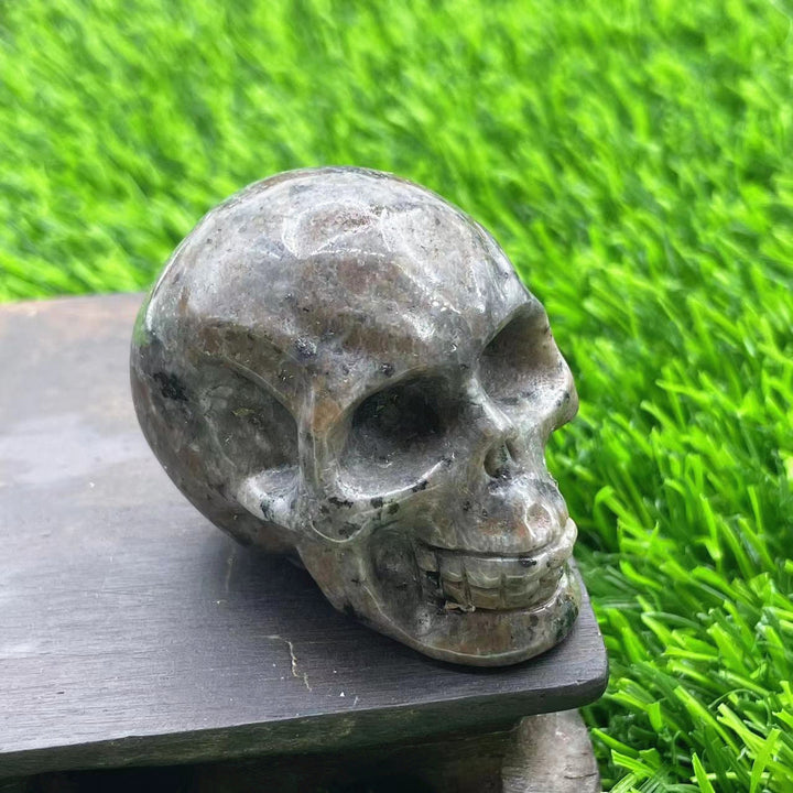Olivenorma 5cm Carved Natural Crystal Skull Gemstone Decoration - Yooperlite - image 9