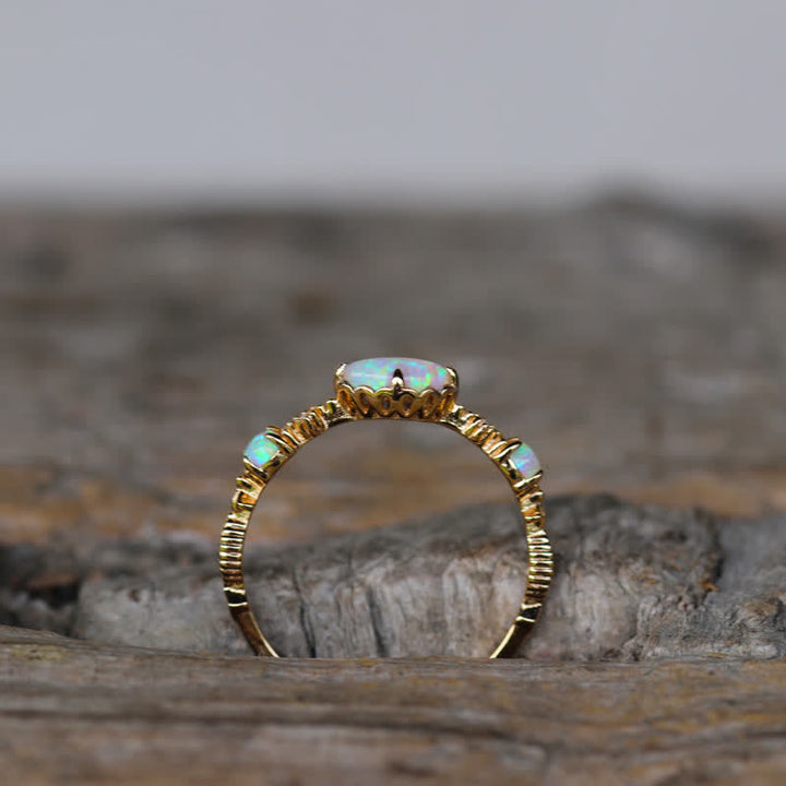 Olivenorma ”Love and Sincerity" - Opal Reki Vintage Ring