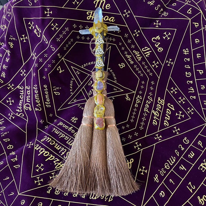 Olivenorma Natural Crystal Magic Expulsion Props Wicca Broom Ornamet